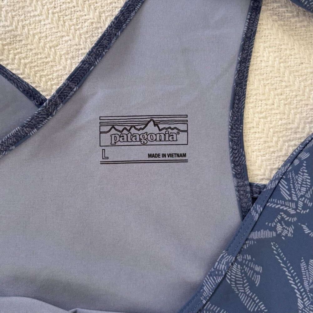 Patagonia Fleetwith Romper - Size L - Picture 6 of 6